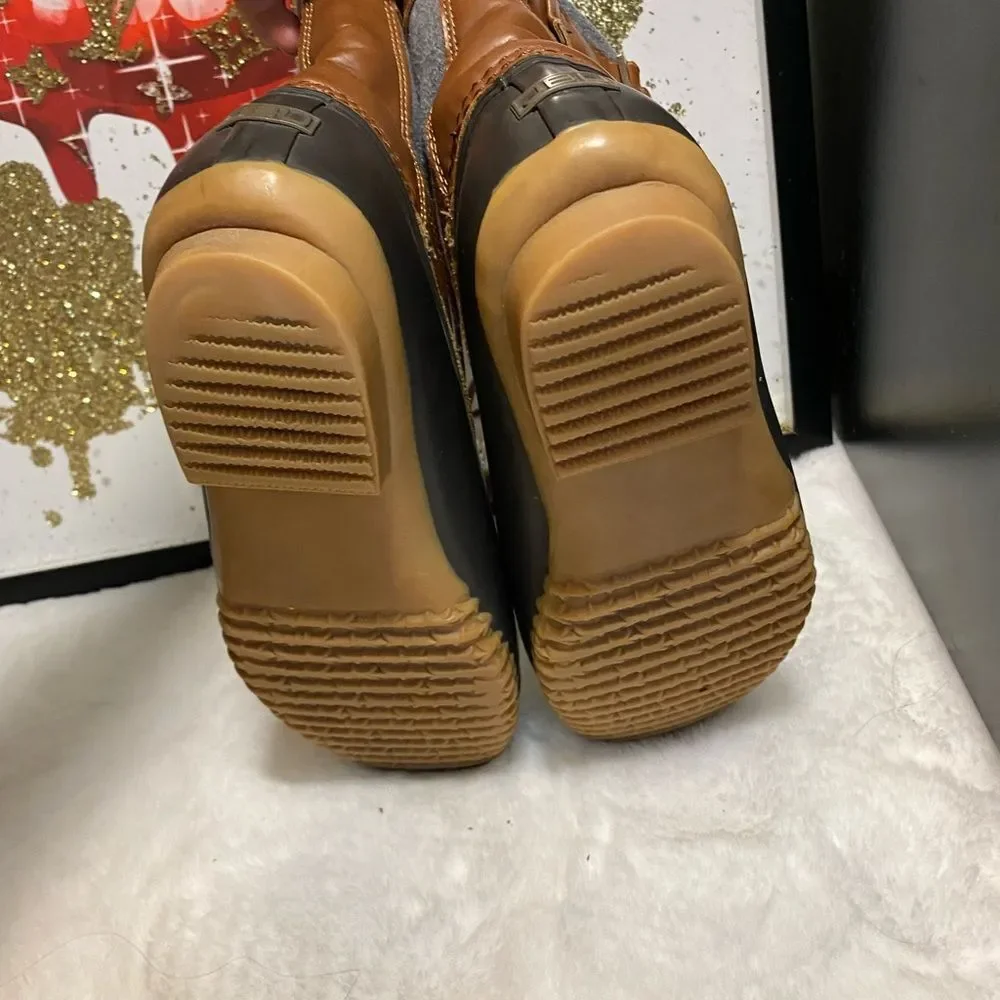 JBU Two-Tone Duck Boots